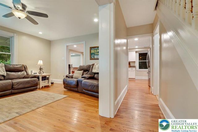 3585 Fairyland Road, Franklin Twp, PA 18235