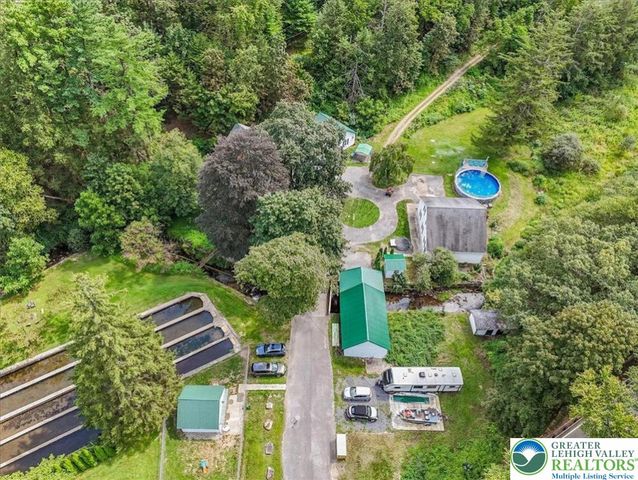 3585 Fairyland Road, Franklin Twp, PA 18235