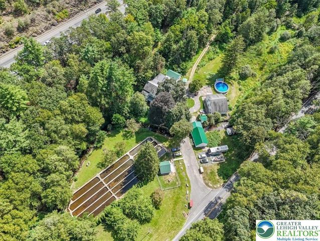 3585 Fairyland Road, Franklin Twp, PA 18235