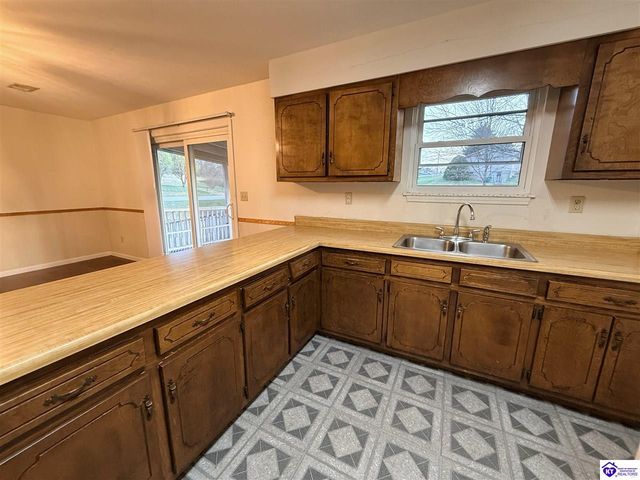 217 Carey Lane, Elizabethtown, KY 42701