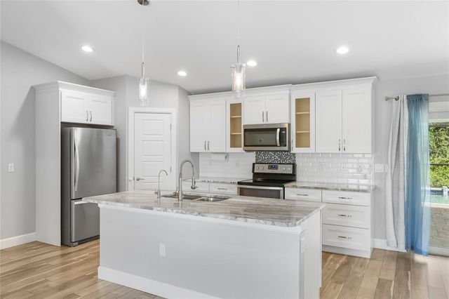 4592 CRABAPPLE AVENUE, North Port, FL 34287