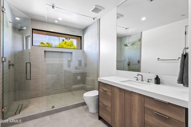 6601 E SAN MIGUEL Avenue, Paradise Valley, AZ 85253