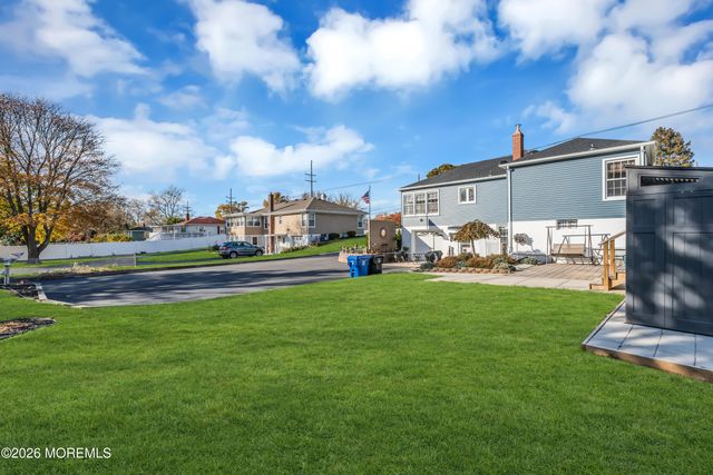 294 Leonardville Road, Belford, NJ 07718