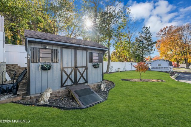 294 Leonardville Road, Belford, NJ 07718