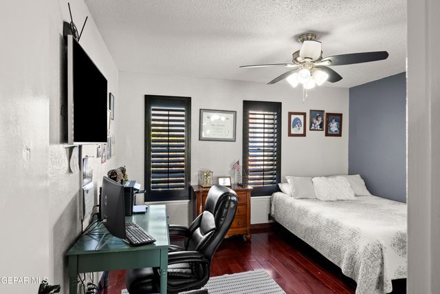 6201 ESCONDIDO Drive 7-C, El Paso, TX 79912