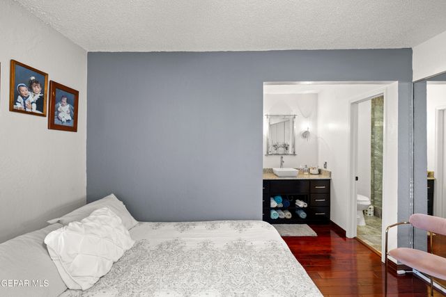 6201 ESCONDIDO Drive 7-C, El Paso, TX 79912