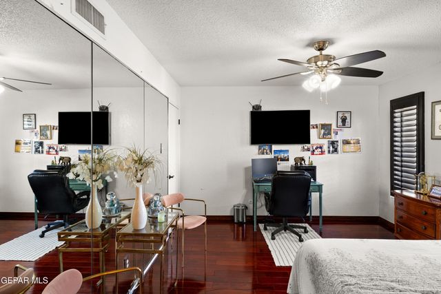 6201 ESCONDIDO Drive 7-C, El Paso, TX 79912