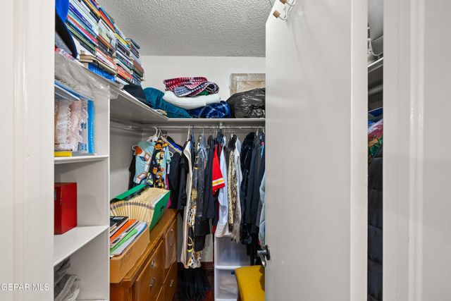 6201 ESCONDIDO Drive 7-C, El Paso, TX 79912