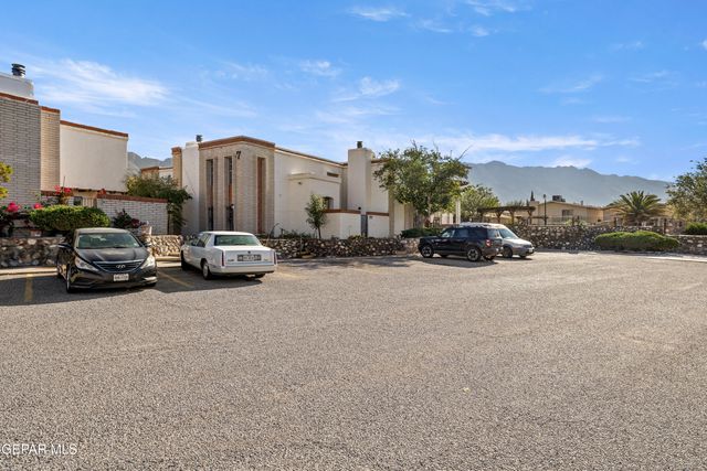 6201 ESCONDIDO Drive 7-C, El Paso, TX 79912