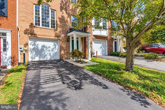 8906 LEE MANOR DR, Ellicott City, MD 21043
