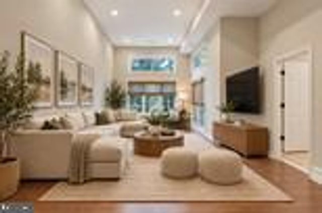 8906 LEE MANOR DR, Ellicott City, MD 21043