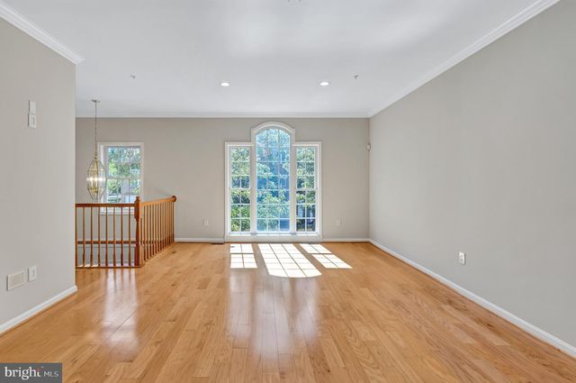 8906 LEE MANOR DR, Ellicott City, MD 21043