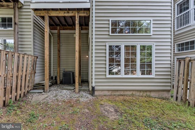 8906 LEE MANOR DR, Ellicott City, MD 21043