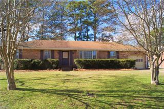 4004 Belvedere DR, Chesapeake, VA 23321