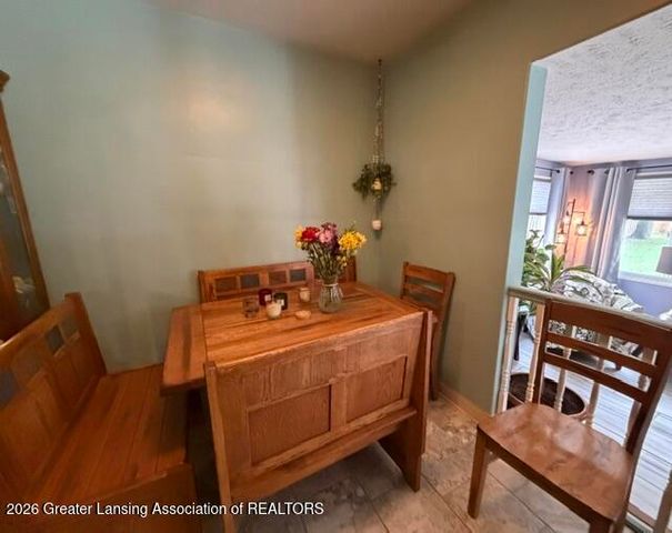 3628 Aragon Drive, Lansing, MI 48906