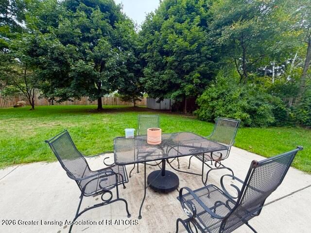 3628 Aragon Drive, Lansing, MI 48906