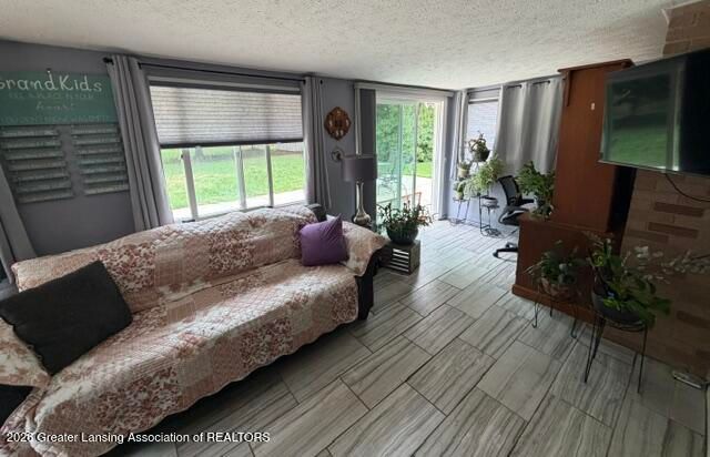 3628 Aragon Drive, Lansing, MI 48906