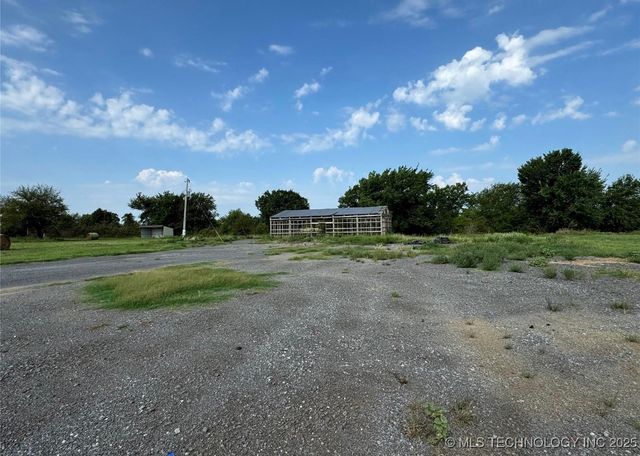 5282 E 53rd Street S, Muskogee, OK 74403