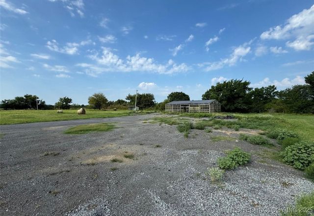 5282 E 53rd Street S, Muskogee, OK 74403