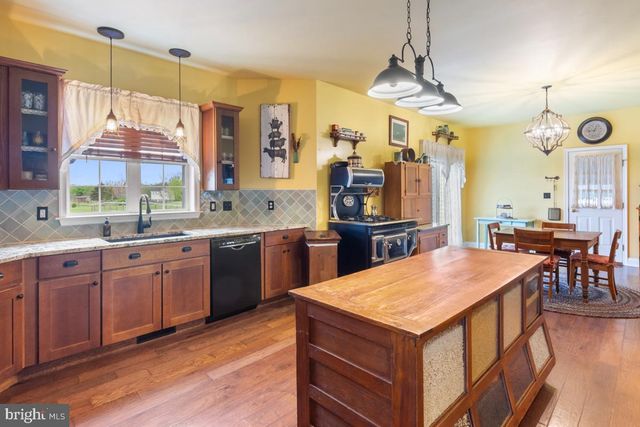 31 QUAIL CT, Littlestown, PA 17340