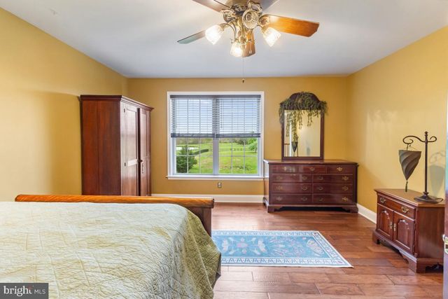 31 QUAIL CT, Littlestown, PA 17340