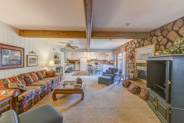 9617 White Oak Avenue, Munster, IN 46321