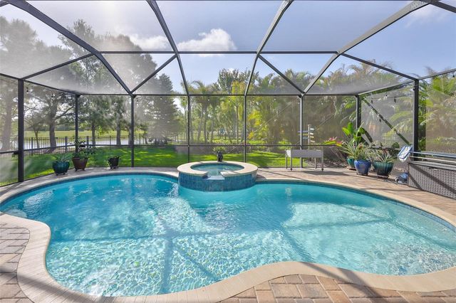 6707 PARK STRAND DRIVE, Apollo Beach, FL 33572