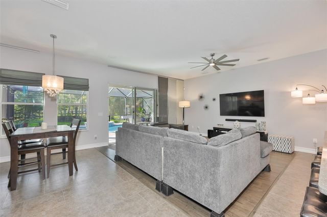 6707 PARK STRAND DRIVE, Apollo Beach, FL 33572