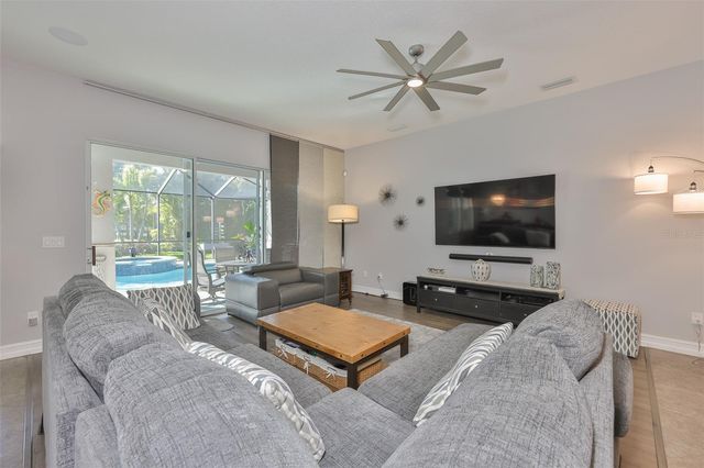 6707 PARK STRAND DRIVE, Apollo Beach, FL 33572