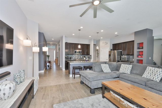 6707 PARK STRAND DRIVE, Apollo Beach, FL 33572