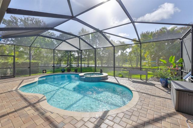 6707 PARK STRAND DRIVE, Apollo Beach, FL 33572