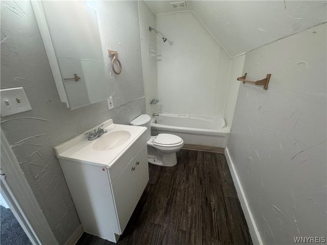 598 Lisbon Avenue, Buffalo, NY 14215