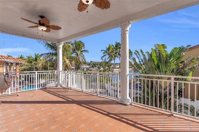 8135 NW 164th Ter 8135, Miami Lakes, FL 33016