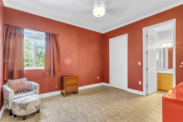 8135 NW 164th Ter 8135, Miami Lakes, FL 33016