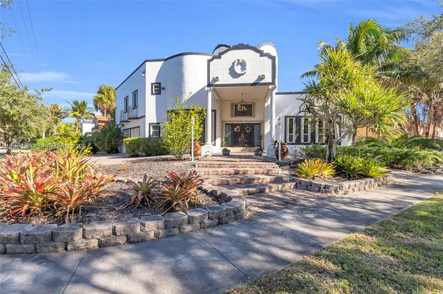 8135 NW 164th Ter 8135, Miami Lakes, FL 33016
