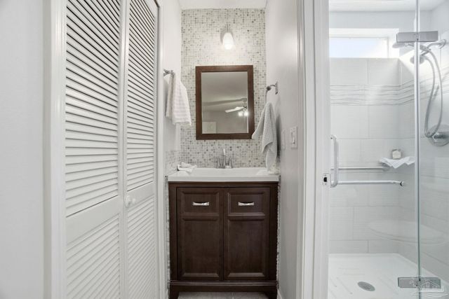 6301 Langley Place Rd, Pensacola, FL 32504