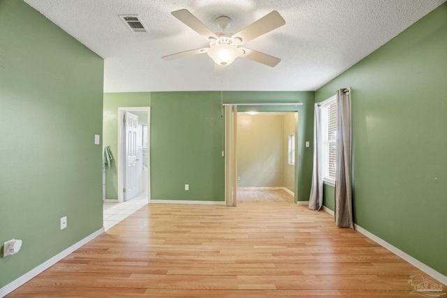 6301 Langley Place Rd, Pensacola, FL 32504