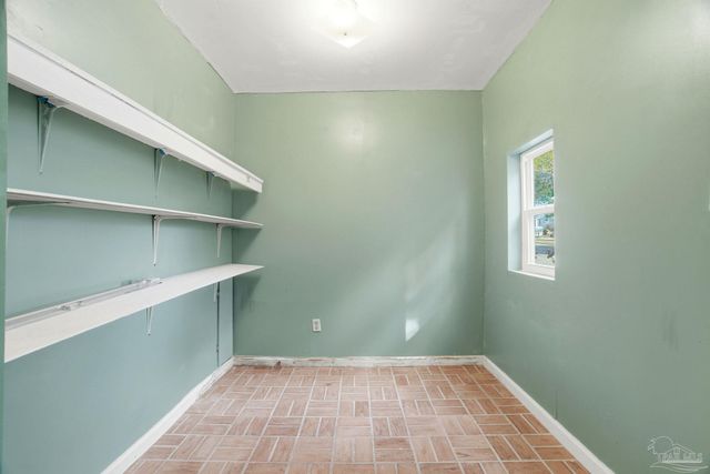 6301 Langley Place Rd, Pensacola, FL 32504