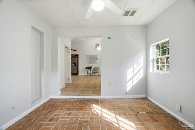 6301 Langley Place Rd, Pensacola, FL 32504