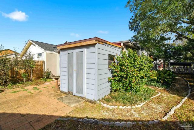 6301 Langley Place Rd, Pensacola, FL 32504