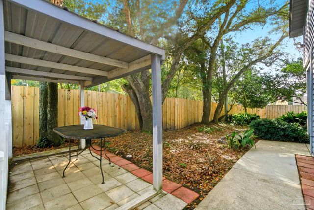 6301 Langley Place Rd, Pensacola, FL 32504