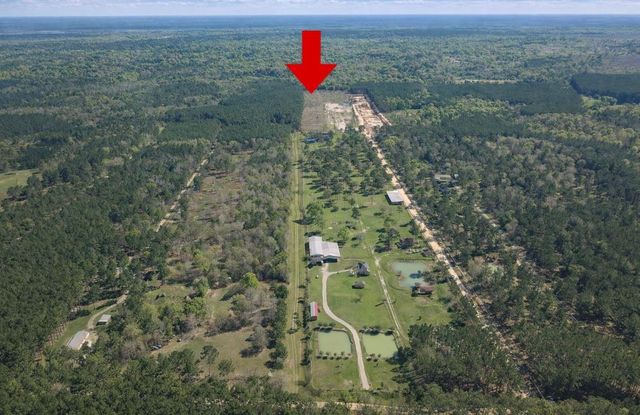 925 County Line Road, Shepherd, TX 77371