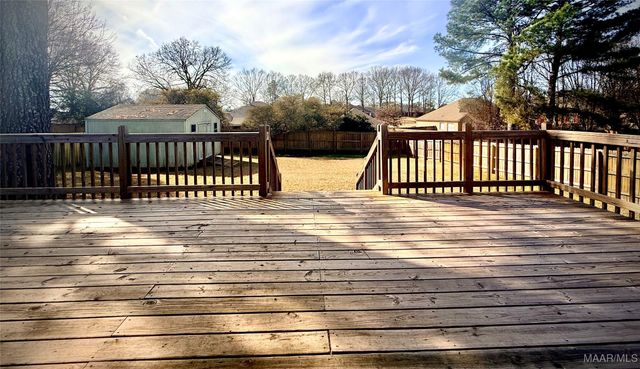 225 Twin Oaks Lane, Wetumpka, AL 36093