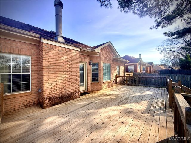 225 Twin Oaks Lane, Wetumpka, AL 36093