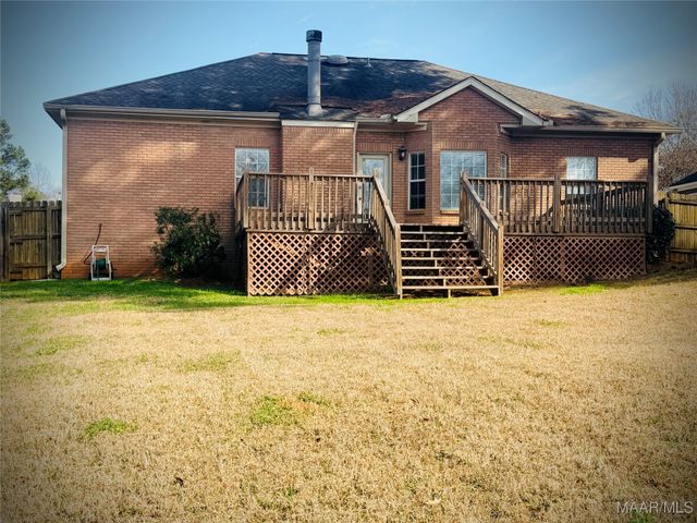 225 Twin Oaks Lane, Wetumpka, AL 36093