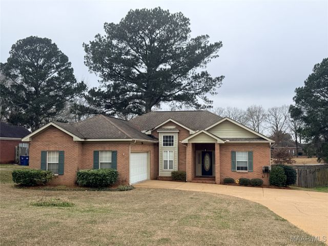 225 Twin Oaks Lane, Wetumpka, AL 36093