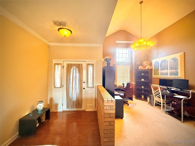 225 Twin Oaks Lane, Wetumpka, AL 36093