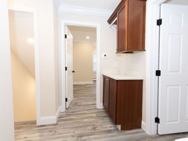 53 Lawrence St, Salem, MA 01970