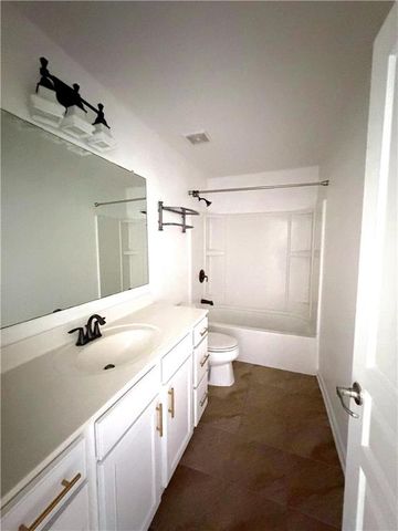2160 Crestridge Trail NE, Atlanta, GA 30329