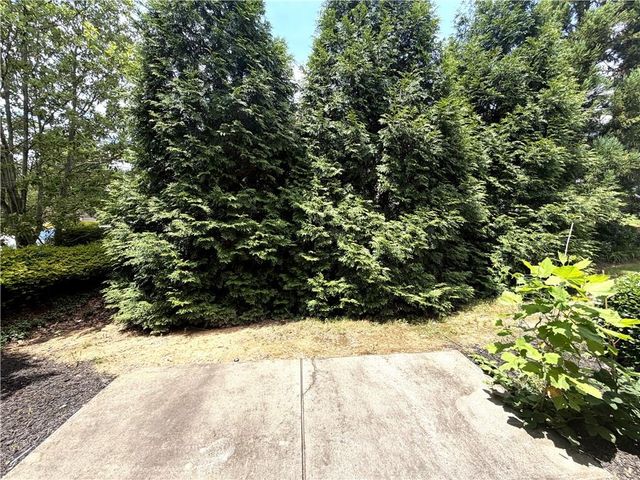 2160 Crestridge Trail NE, Atlanta, GA 30329